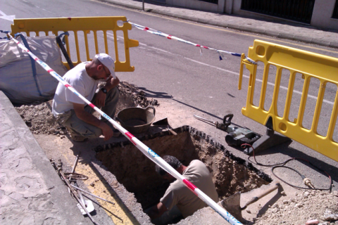 Obres Millora Canalització Font de Na Mas C Venerable Sor Aina (Maig 2012) 
