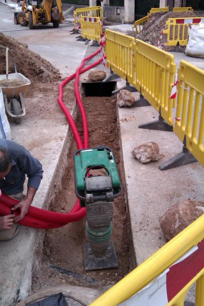 Canalització C/ Venerable Sor Aina (Març 2012)