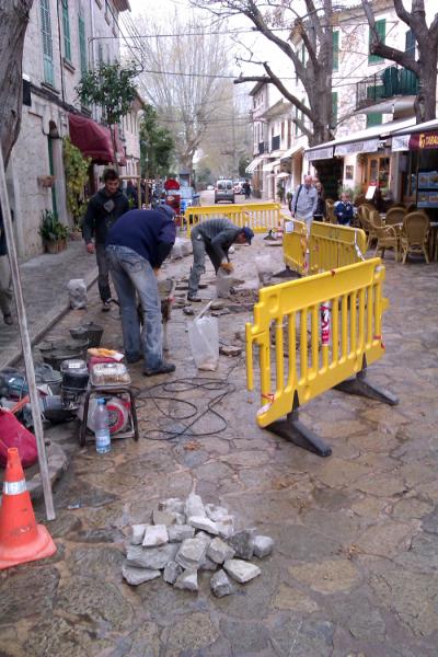 Acondicionament Carrer Blanquerna (Abril 2012)