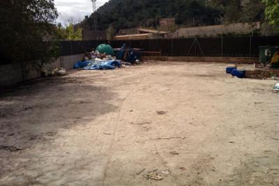 Neteja del Punt Verd del carrer Venerable Sor Aina